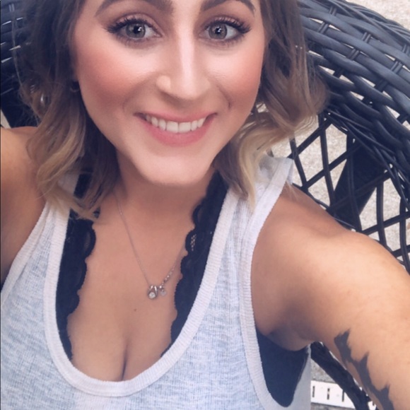 Meet your Posher, Cheyna - Picture 6 of 6